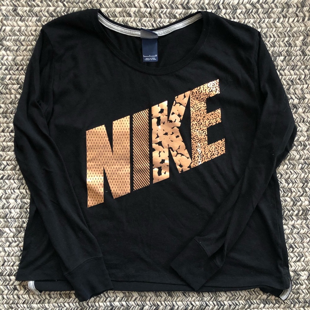 NIKE long sleeve